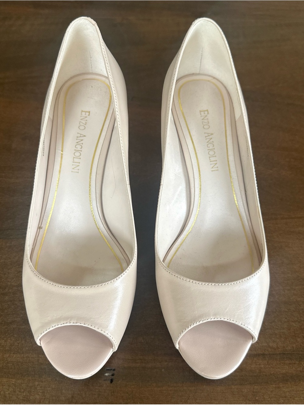 Enzo Angiolini Eagelabelle Peep Toe Leather Heels Cream Heeled Shoes Size 7M